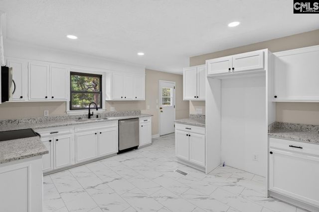 1101 W Fairhill Drive, West Columbia, SC 29170