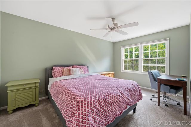 832 Wexford Court, Naperville, IL 60540