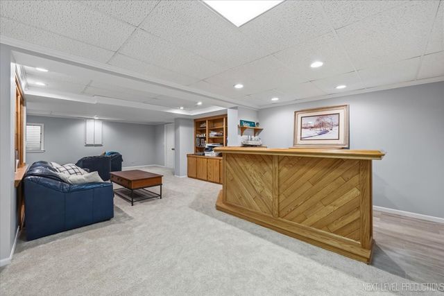832 Wexford Court, Naperville, IL 60540