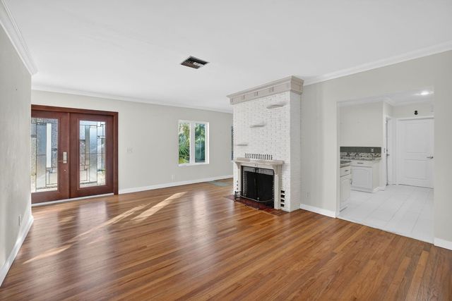 2317 NE 12th Street, Fort Lauderdale, FL 33304