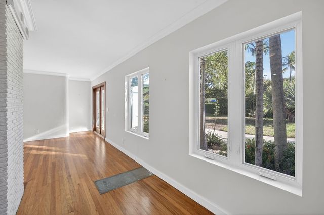 2317 NE 12th Street, Fort Lauderdale, FL 33304