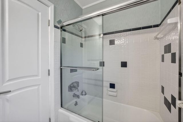 2317 NE 12th Street, Fort Lauderdale, FL 33304