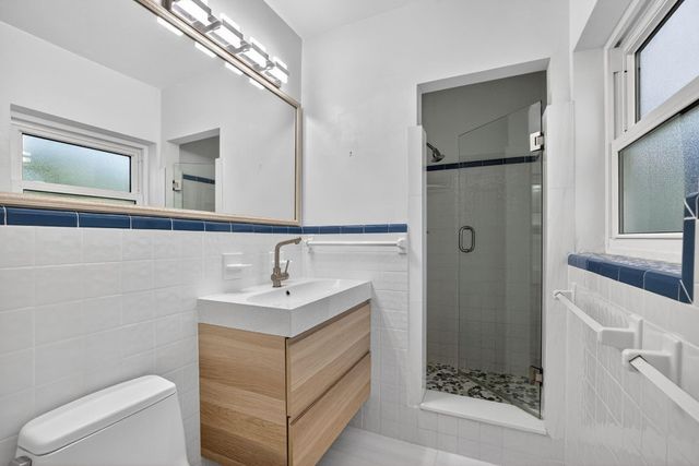 2317 NE 12th Street, Fort Lauderdale, FL 33304