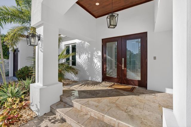 2317 NE 12th Street, Fort Lauderdale, FL 33304