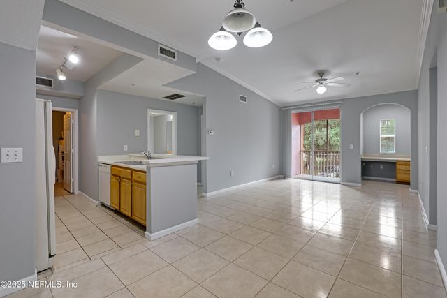 10075 GATE Parkway N 812, Jacksonville, FL 32246