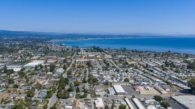 30th Brommer Street, Santa Cruz, CA 95062