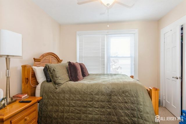 24 Hayward Avenue, Carteret, NJ 07008