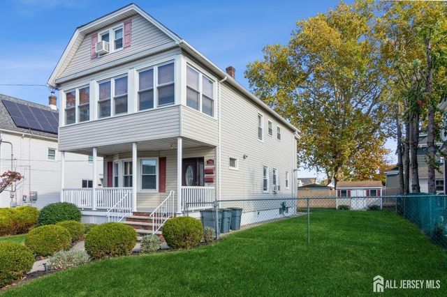 24 Hayward Avenue, Carteret, NJ 07008