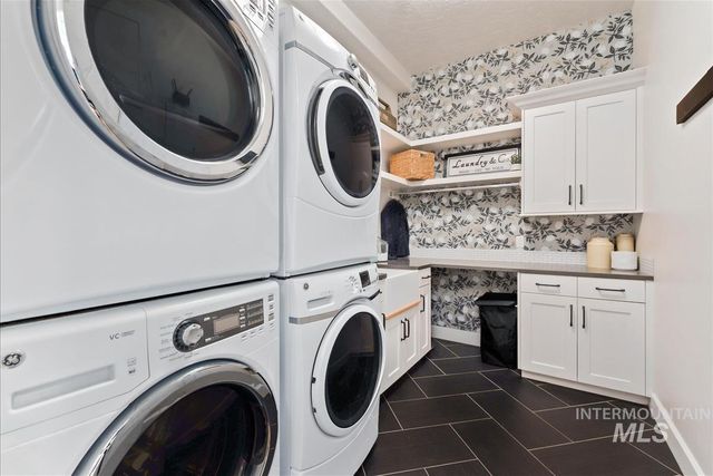 1657 N Iron Bello Pl, Eagle, ID 83616