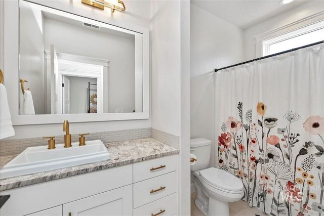 1657 N Iron Bello Pl, Eagle, ID 83616