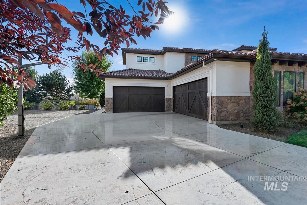 1657 N Iron Bello Pl, Eagle, ID 83616 photo 2