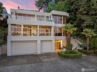 4812 Lake Washington Blvd NE, Kirkland, WA 98033