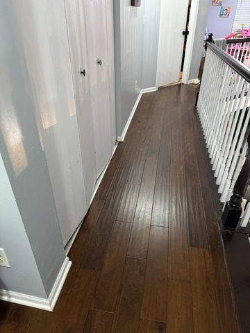 689 S Shannon Drive, Romeoville, IL 60446