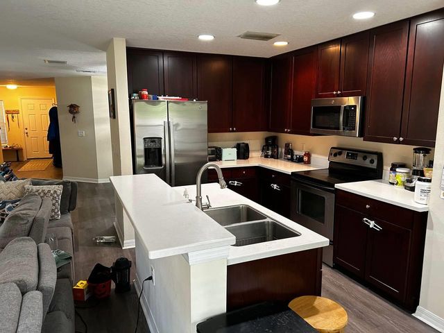 5085 KINGSCREST LANE, Oviedo, FL 32765