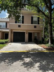 5085 KINGSCREST LANE, Oviedo, FL 32765