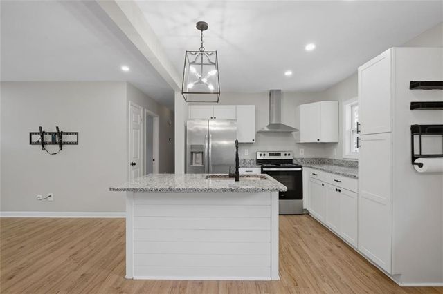 2117 Red Berry Lane SW, Marietta, GA 30008