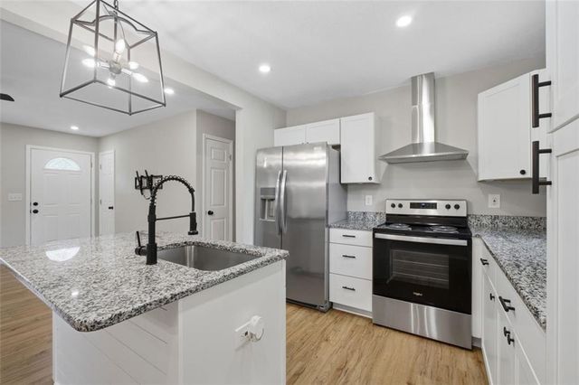 2117 Red Berry Lane SW, Marietta, GA 30008