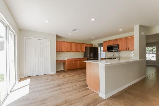 2560 BULLION LOOP, Sanford, FL 32771