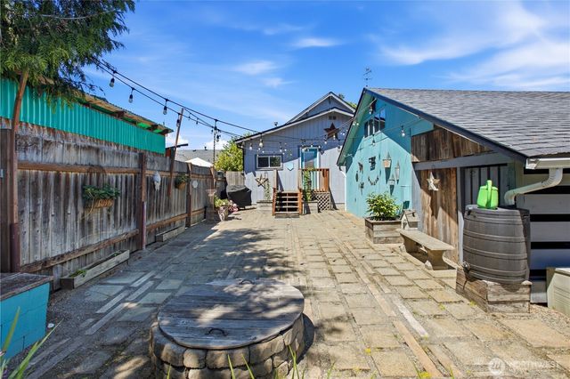 1718 Langdon Street, Sumner, WA 98390