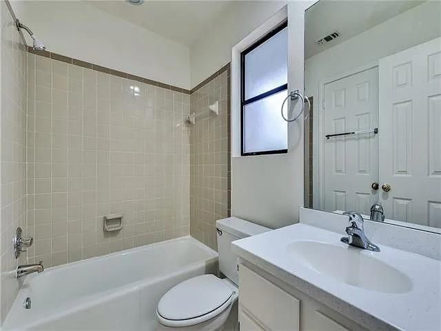 312 Sailmaster ST, Lakeway, TX 78734