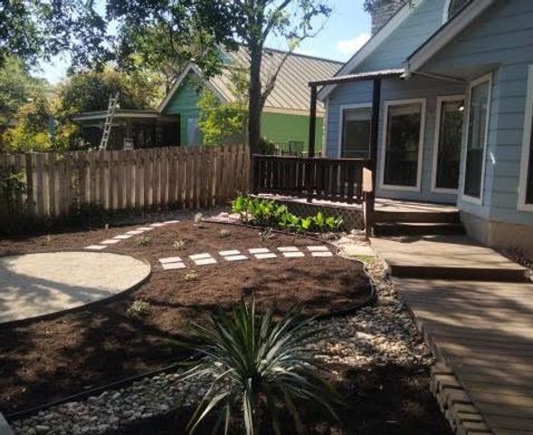 312 Sailmaster ST, Lakeway, TX 78734