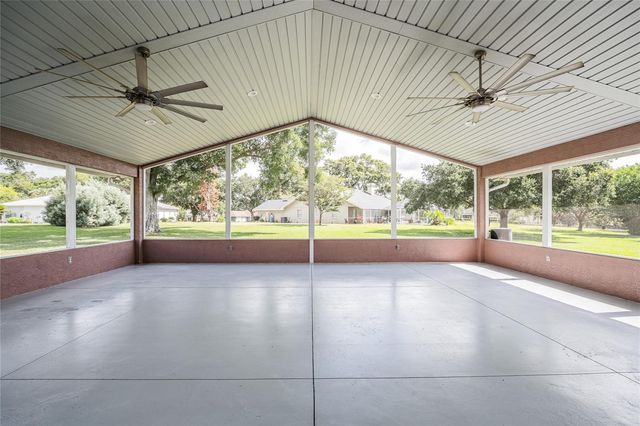 214 AMBERLY WAY, Auburndale, FL 33823