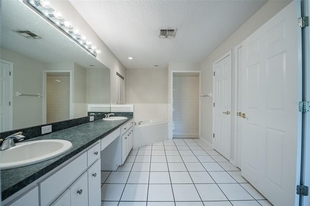 214 AMBERLY WAY, Auburndale, FL 33823