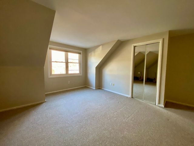 12 Cedar 3, Holliston, MA 01746