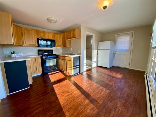 12 Cedar 3, Holliston, MA 01746