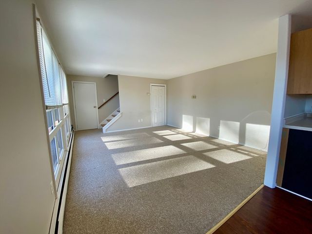 12 Cedar 3, Holliston, MA 01746