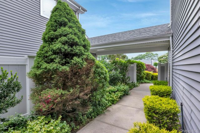 216 River Drive, Moriches, NY 11955