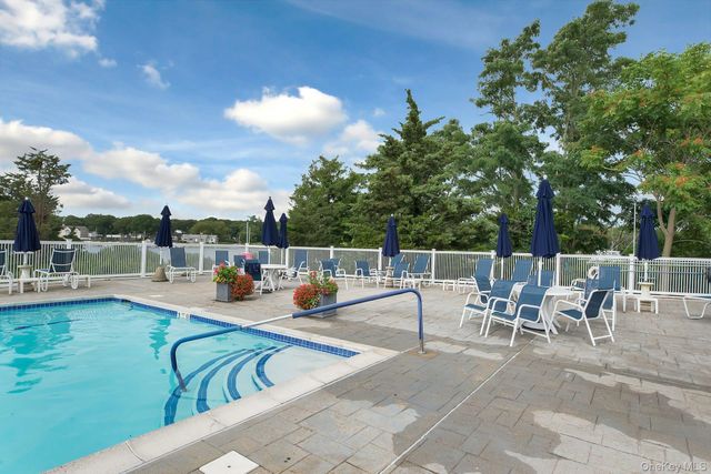 216 River Drive, Moriches, NY 11955