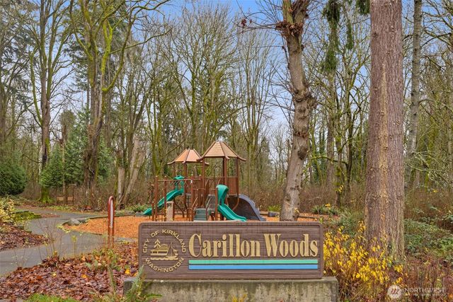 10612 NE 54th Lane, Kirkland, WA 98033