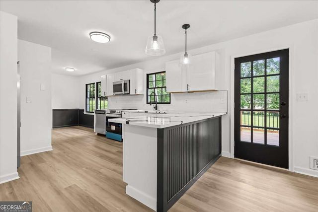 5125 Flakes Mill Road, Ellenwood, GA 30294