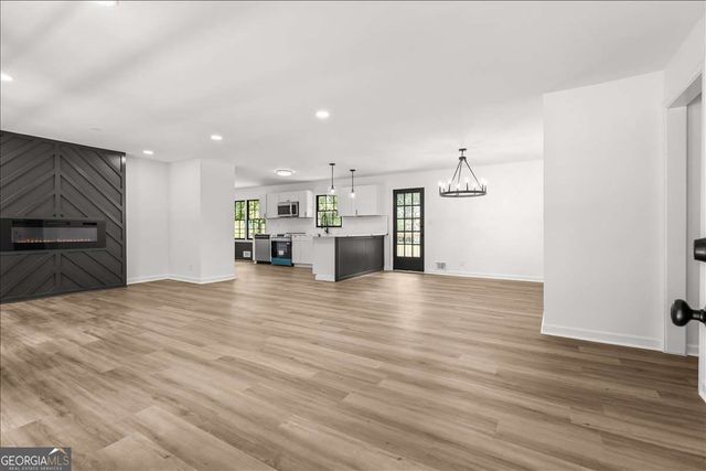 5125 Flakes Mill Road, Ellenwood, GA 30294