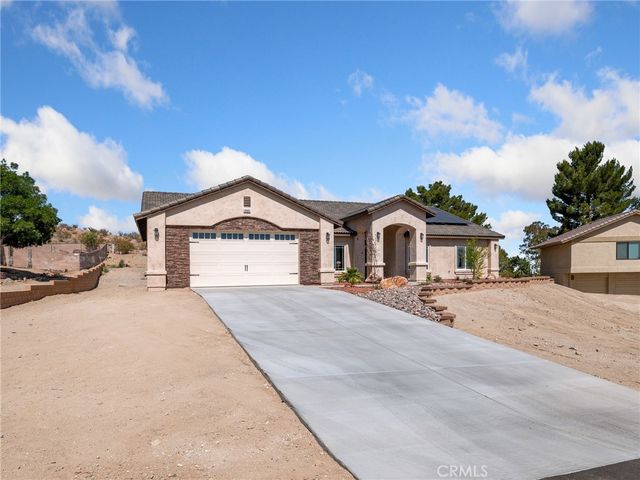 16465 Koda Road, Apple Valley, CA 92307