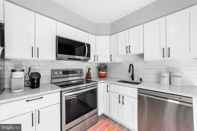 57 SUNSET DRIVE, Clementon, NJ 08021