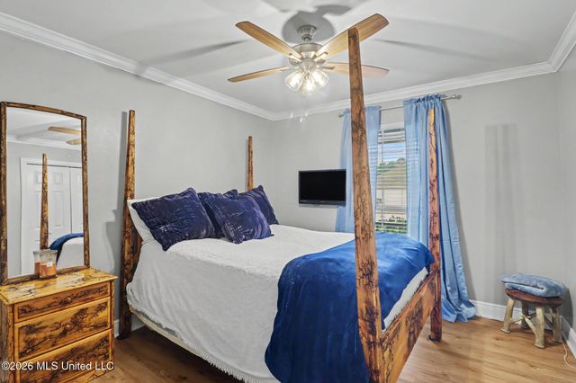 6625 Oakbrook Drive, Ocean Springs, MS 39564