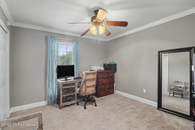 6625 Oakbrook Drive, Ocean Springs, MS 39564
