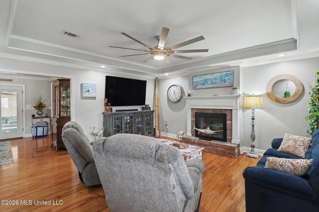 6625 Oakbrook Drive, Ocean Springs, MS 39564