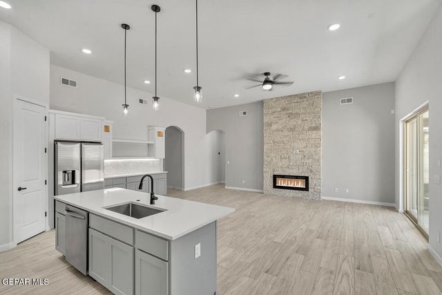 248 EMERALD STORM Place, El Paso, TX 79928