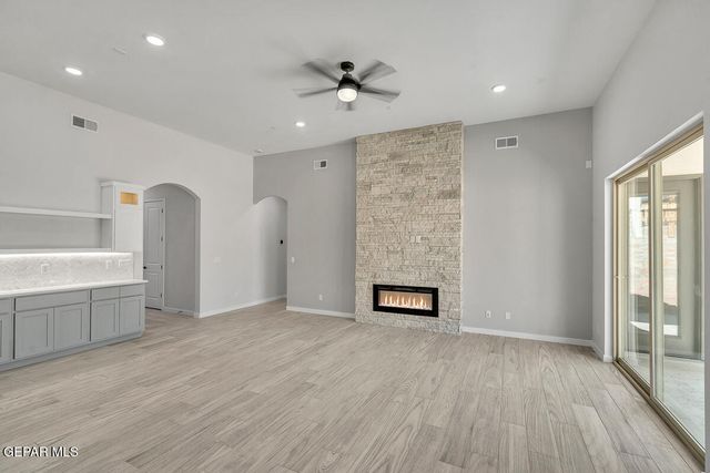 248 EMERALD STORM Place, El Paso, TX 79928