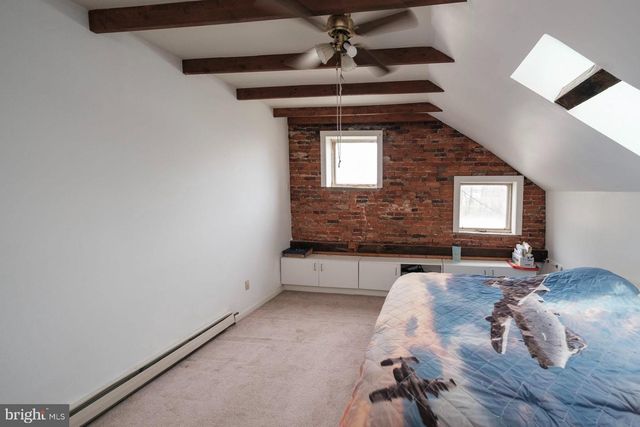 333 E MAIN ST, Newmanstown, PA 17073