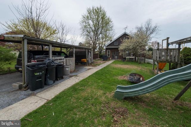 333 E MAIN ST, Newmanstown, PA 17073