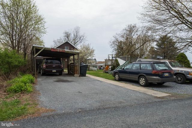 333 E MAIN ST, Newmanstown, PA 17073