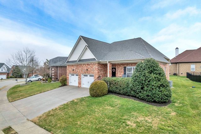 2009 Sunflower Dr, Spring Hill, TN 37174
