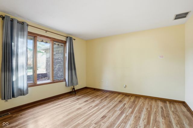 7370 Hidden Valley Drive, Plainfield, IN 46168