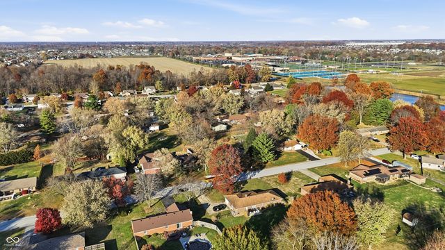 7370 Hidden Valley Drive, Plainfield, IN 46168