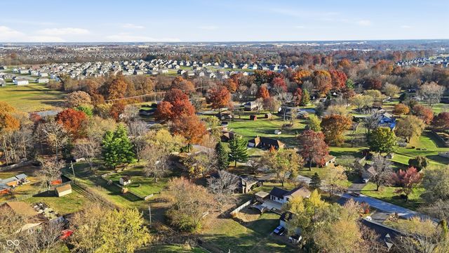 7370 Hidden Valley Drive, Plainfield, IN 46168