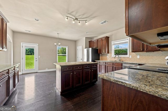 3681 Guinevere Trace, Douglasville, GA 30135